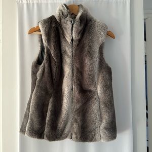 Zest Faux fur and leather reversible vest size small